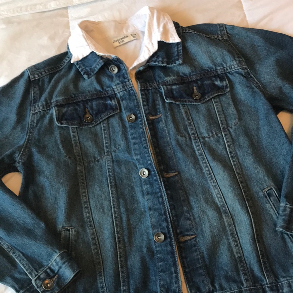 Jacket and shirt for boy (bundle)